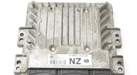Nissan Qashqai Engine control unit/module 23710BB31A