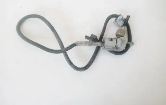 Mercedes-Benz CLA C117 X117 W117 Exhaust gas temperature sensor a0009058501