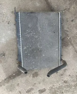 Citroen C4 I Coolant radiator