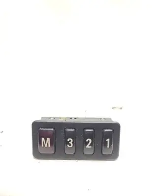 BMW 5 E39 Seat control switch 8352160