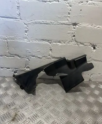 Intercooler air guide/duct channel