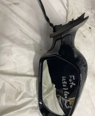 Audi A6 S6 C6 4F Front door electric wing mirror 