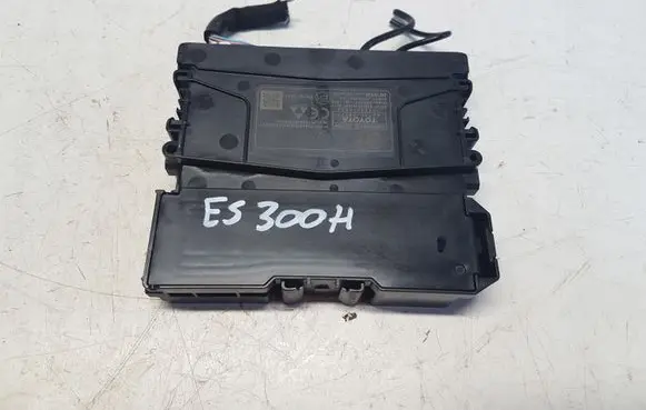 Lexus ES 300h Other control units/modules 86740-33170