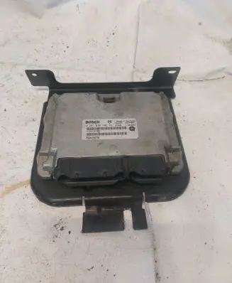 Jeep Grand Cherokee (WJ) Engine control unit/module P56041587AA 0281010140