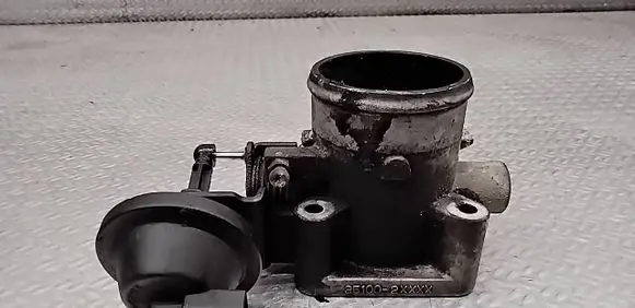 Hyundai i30 Engine shut-off valve 2351002XXXX