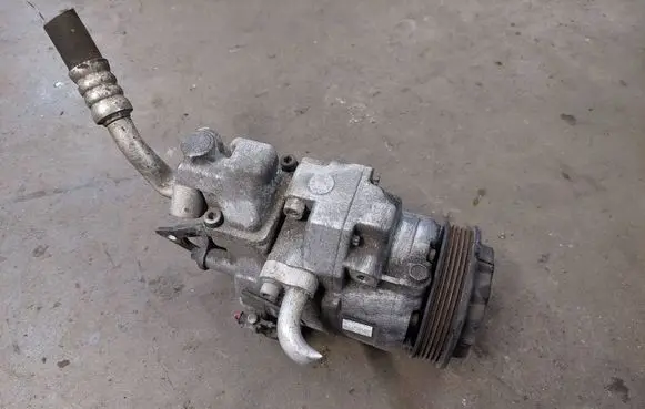 Mercedes-Benz A W168 Air conditioning (A/C) compressor (pump) 4472208364 03C06881 6SEU12C