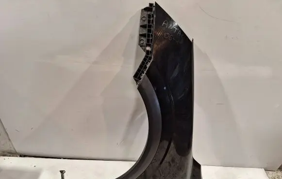 Opel Antara Fender