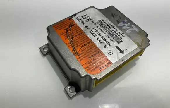 Mercedes-Benz E W211 Airbag control unit/module A2118704326 500505160011 D6V5E16A0AA