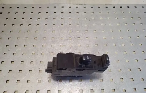 Volvo S60 Electric window control switch 30658147