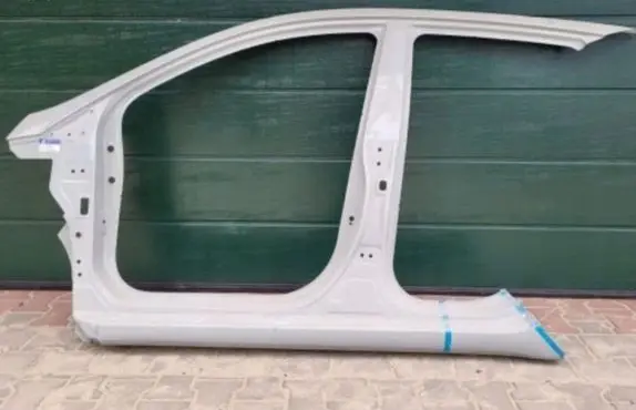 Hyundai i10 Side car body part 71112B9000