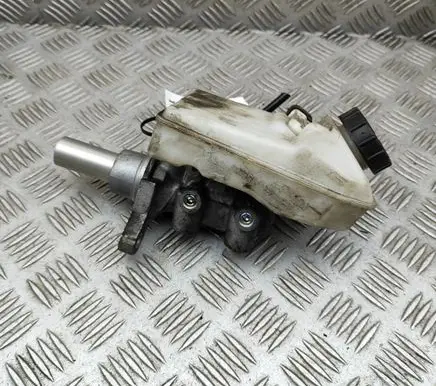 Ford Focus Brake fluid reservoir JX612K478B