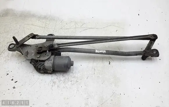 Front wiper linkage