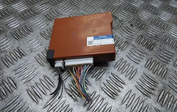 Lexus IS 220D-250-350 Other control units/modules 8865053073 1776006300
