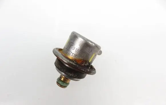 Seat Leon (1M) Fuel pressure regulator 0280160557