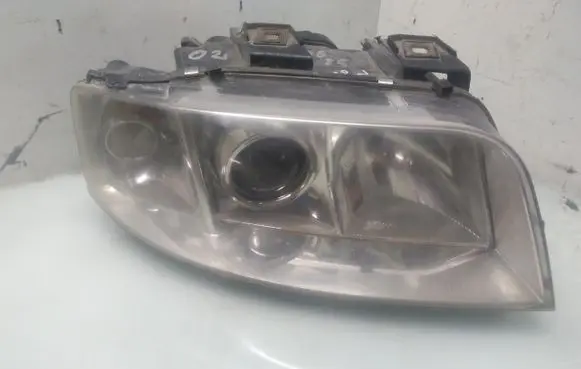 Audi A6 S6 C5 4B Headlight/headlamp
