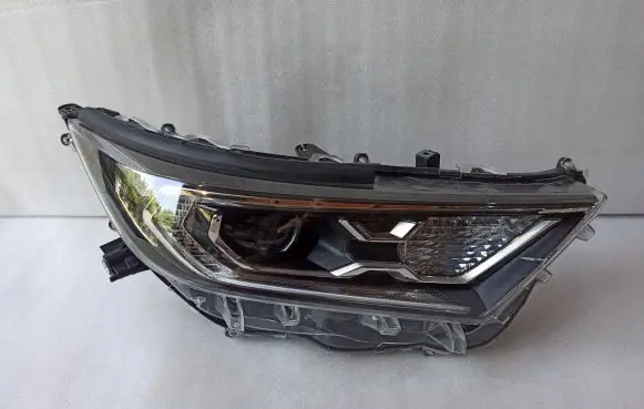 Toyota RAV 4 (XA50) Headlight/headlamp