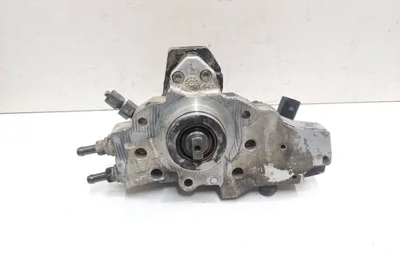 Mercedes-Benz E W211 Fuel injection high pressure pump 9421A000A A6460700201