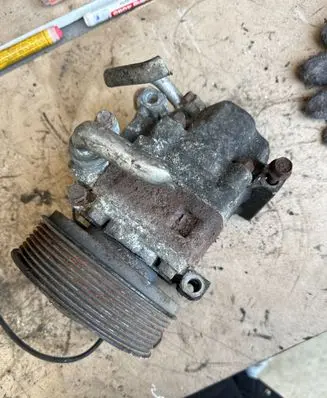 Mazda 6 Air conditioning (A/C) compressor (pump) H12A1AE4DC