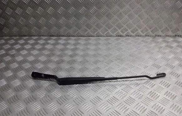 Skoda Octavia Mk1 (1U) Front wiper blade arm
