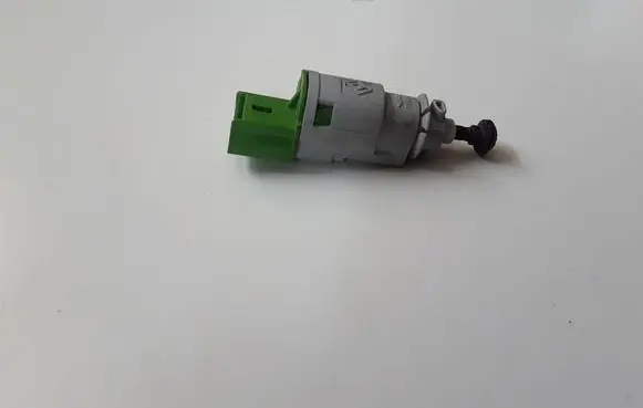 Dacia Dokker Brake pedal sensor switch 8200276360D