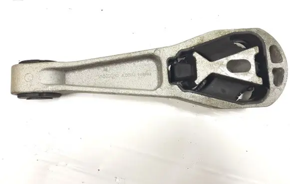Volvo V40 Engine mount bracket 31359642