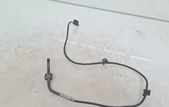 Mercedes-Benz R W251 Exhaust gas temperature sensor A0051534528