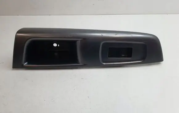 Subaru Crosstrek III Central console control unit 94266FG500