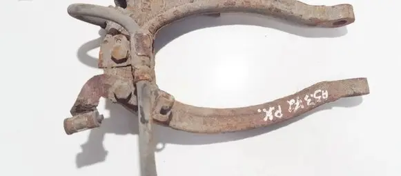 Hyundai Sonata Engine mounting bracket