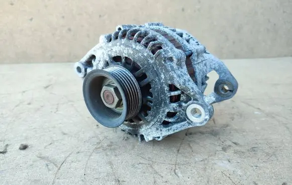 Nissan Primera Generator/alternator 23100BU015