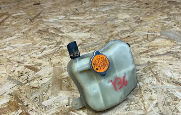 Mitsubishi ASX Coolant expansion tank/reservoir 