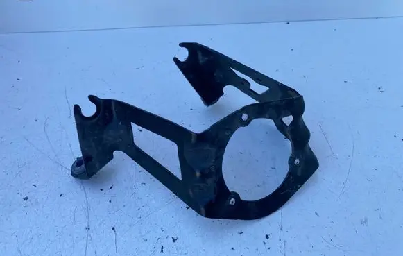 Other engine bay part