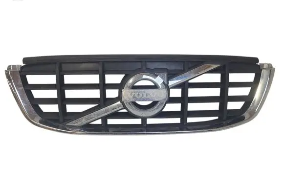 Volvo XC60 Front bumper upper radiator grill