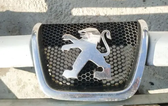 Peugeot 807 Manufacturer badge logo/emblem 