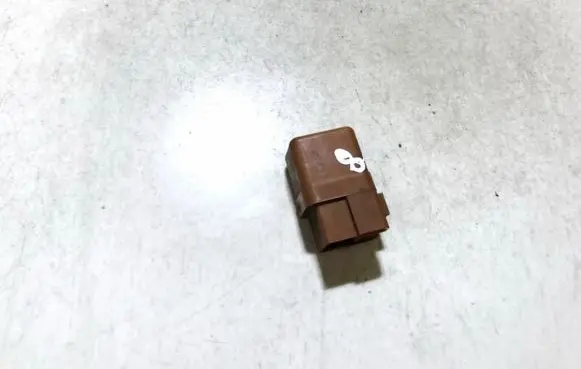 Nissan X-Trail T30 Other relay