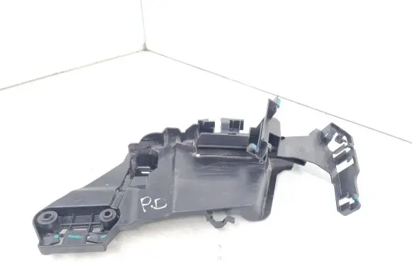 Polestar 2 Front door exterior handle/bracket 31675647