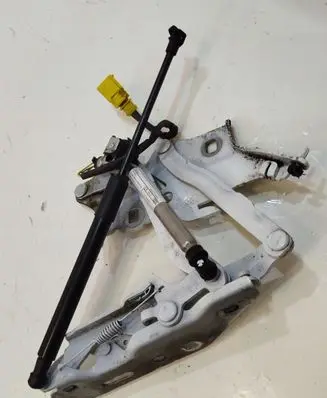 Audi A5 Engine bonnet/hood hinges 8W6823823