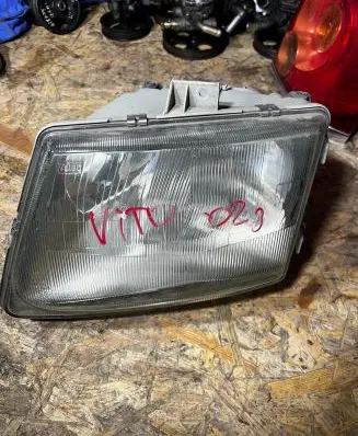 Mercedes-Benz Vito Viano W638 Headlight/headlamp 6388201961 67724350