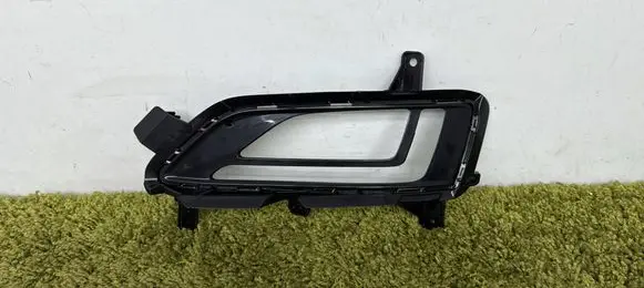 Hyundai Tucson TL Front bumper lower grill 86525-d7530
