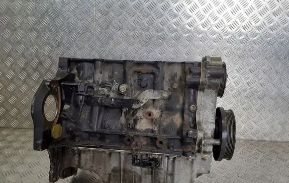 Opel Zafira B Engine block Z18XER