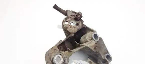 Audi A6 S6 C5 4B Engine mounting bracket 8e0199352d