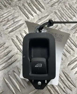 Volvo S60 Electric window control switch