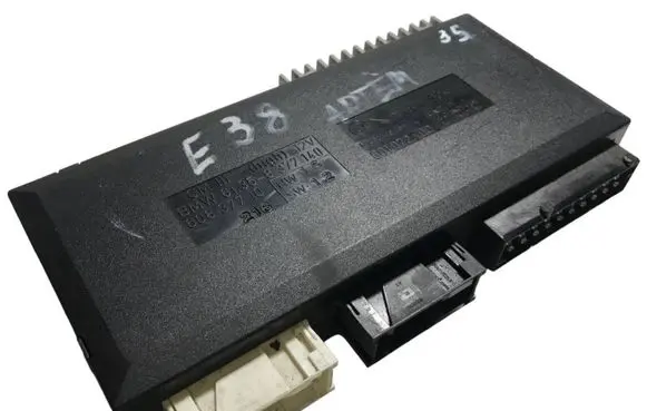 BMW 5 E39 Comfort/convenience module 61358372140 60837710