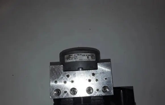 Mazda 3 II ABS Pump 06210973273
