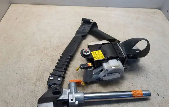 Hyundai ix35 Front seatbelt 888202Y2009P