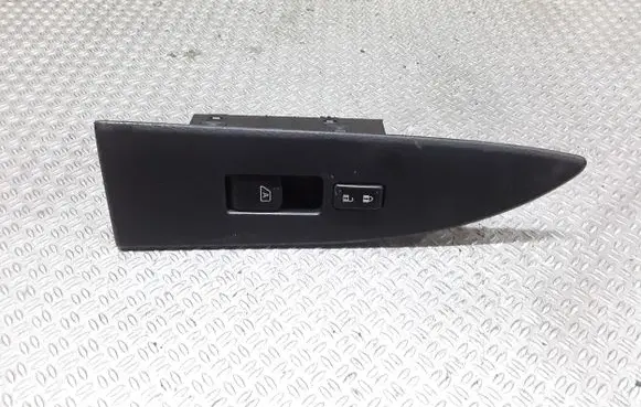 Infiniti FX Electric window control switch 80960CL70A