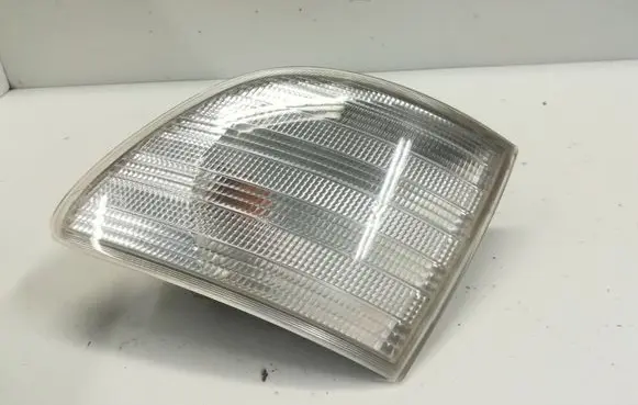 Mercedes-Benz Vito Viano W638 Front indicator light