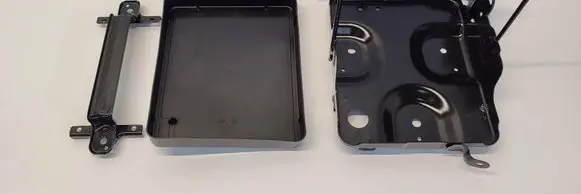 Suzuki SX4 S-Cross Battery box tray 