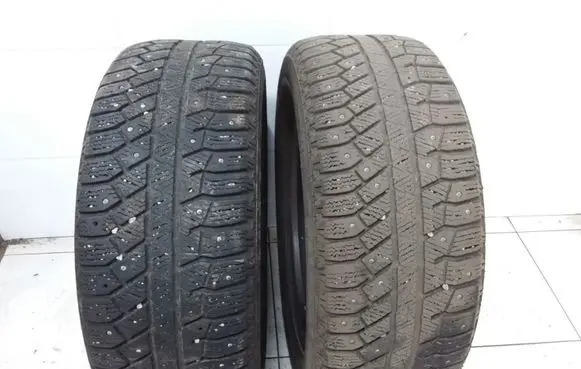 Volkswagen Golf II R16 winter/snow tires with studs 20555R1694T CONTIWINTERVIKING2