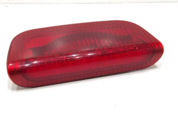 Nissan Juke I F15 Third/center stoplight 