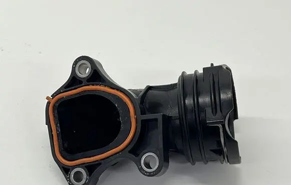 Mercedes-Benz GLK (X204) Engine coolant pipe/hose A2762000156 JP002